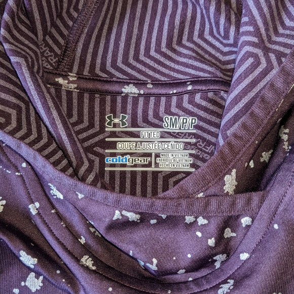 New Under Armour Fitted Cold Gear Hoodie - Picture 4 of 4